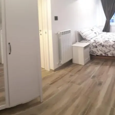 Serendipity Bed & Relax Alojamento de Acomodação e Pequeno-almoço Múggia