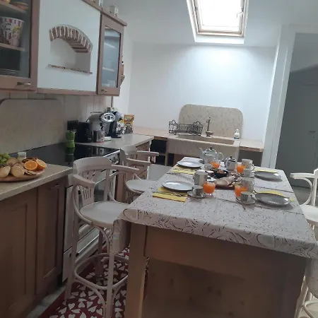 Serendipity Bed & Relax Couette-café Múggia